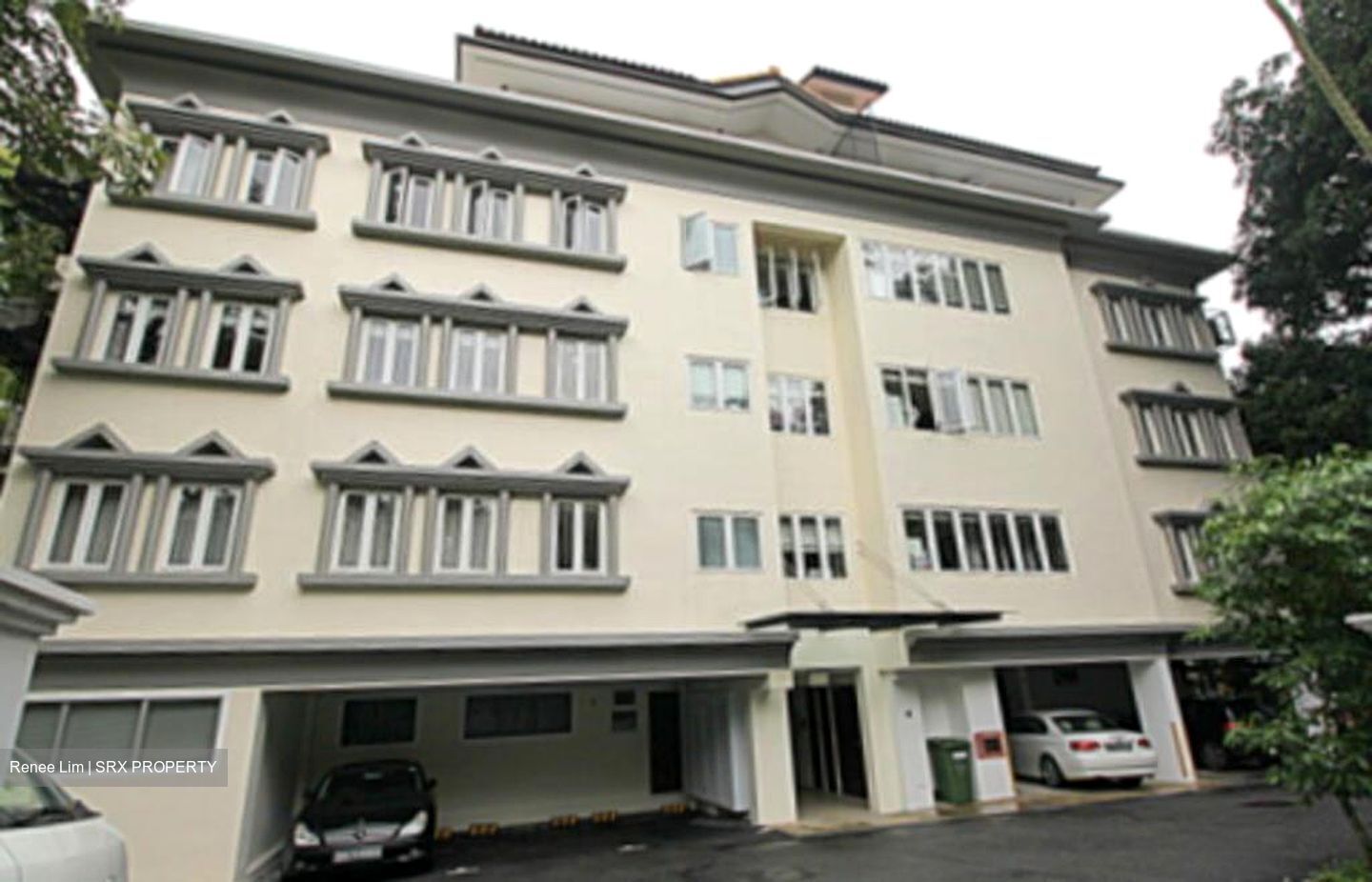St. Martins Apartment (D10), Apartment #397718631